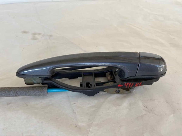 2001 - 2006 BMW 330I Sedan Rear Back Outside Door Handle Left Driver Side LH G