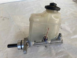 2002 - 2006 TOYOTA CAMRY LE Sedan 2.4L Master Cylinder W/ Fluid Bottle Tank G