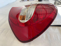2002 - 2004 TOYOTA CAMRY XLE Sedan Tail Light Assembly Left Driver Side LH T