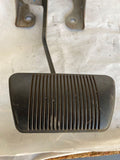 2005 DODGE NEON SXT Sedan 2.0L Brake Pedal With Mounting Bracket Assembly A/T T