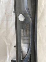 2002 TOYOTA CAMRY XLE Sedan Front Windshield Wiper Cowl Trim Cover Panel 2.4L T