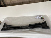 2002 TOYOTA CAMRY XLE Sedan Front Windshield Wiper Cowl Trim Cover Panel 2.4L T