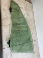 2002 - 2006 TOYOTA CAMRY LE Sedan Front Passenger Side Door Glass Window Right