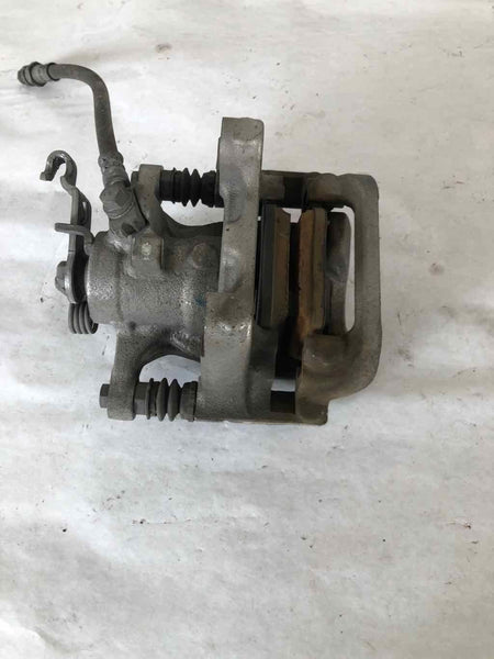 2015 - 2020 VW PASSAT SE Sedan Rear Passenger Disc Brake Caliper Right Side RH