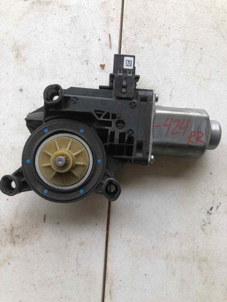 2012-2016 VW PASSAT SE Sedan 1.8L Rear Power Window Motor 561959812B Right Side