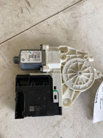 2012-2015 VW PASSAT SE Sedan Front Power Window Motor RH 936811102 Right Side RH