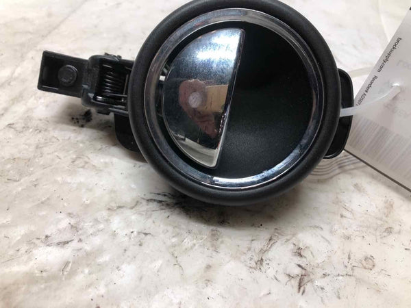 2012 BMW MINI COOPER CLUBMAN JCW Front Inside Door Handle Right Passenger Side