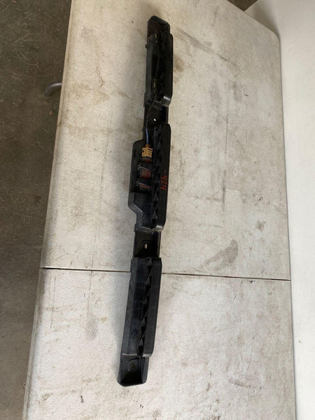 2015 VW PASSAT SE Sedan 1.8L 4 Cylinder A/T Rear Back Bumper Support Bracket