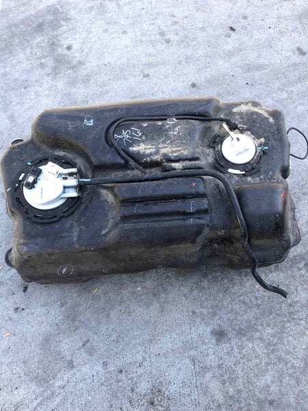 2004 - 2007 SATURN VUE Wagon 2.2L Manual Transmission M/T Fuel Tank Assembly
