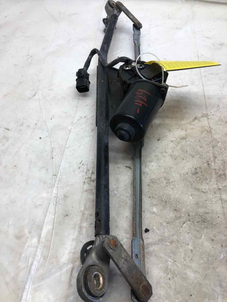 2001 - 2006 HYUNDAI XG350 Sedan Windshield Wiper Transmission Linkage w/ Motor
