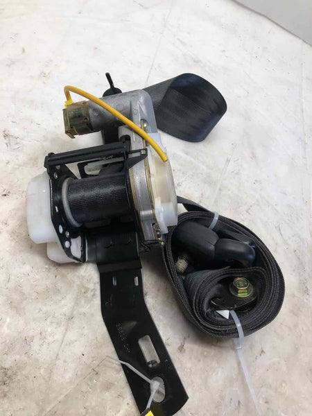 2001 - 2005 HYUNDAI XG350 Sedan Front Passenger Seat Belt Right RH