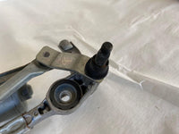2007 - 2013 BMW 328I SULEV Sedan Windshield Wiper Transmission Linkage w/ Motor