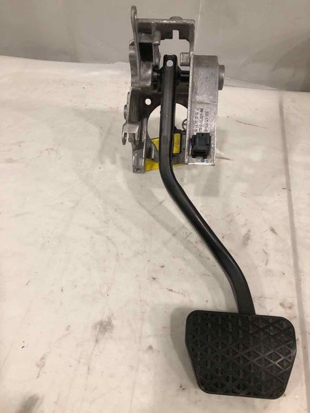 2011 BMW 328I SULEV Sedan Hard Stop Brake Pedal Assembly Automatic Transmission