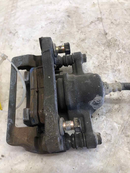 2001 - 2005 HYUNDAI XG350 Sedan 3.5L Rear Driver Disc Brake Caliper Kit Left LH
