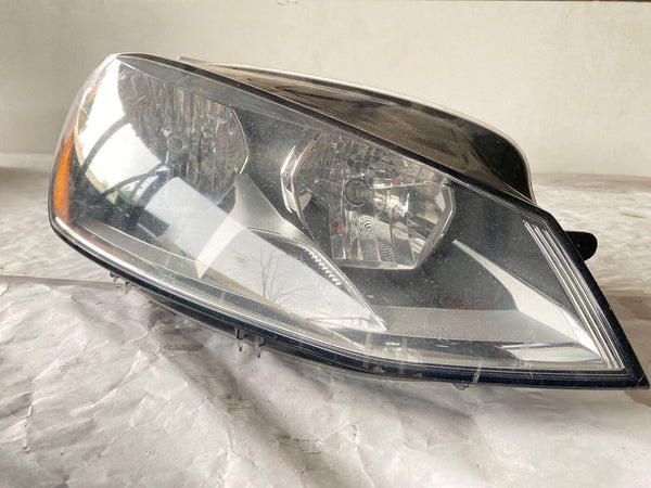 2015 - 2016 GOLF Wagon Front Head Light Lamp Right Passenger Side RH