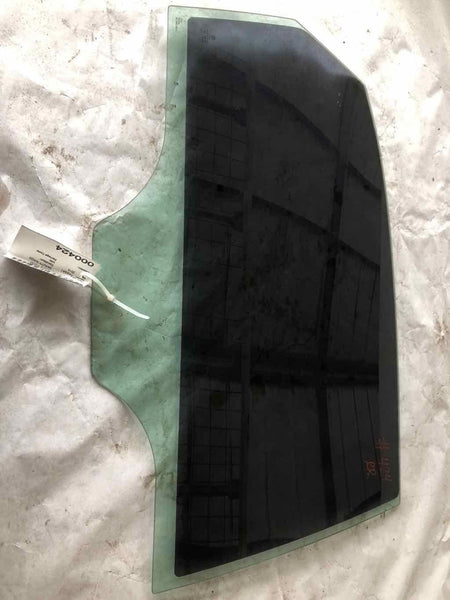 2012 - 2020 VW PASSAT Rear Door Glass Window Right passenger Side 4 Door Sedan G