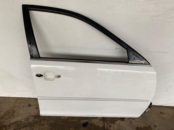 2002 - 2006 TOYOTA CAMRY LE Sedan 4 Door Front Door Paint Code 040 Right Side RH