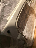 2002 - 2004 JEEP LIBERTY 3.7L Wagon Fender Right Paint Code: PW1 Color White M