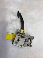 2000 FORD MUSTANG Coupe 3.8L A/T 6 Cylinder Automatic Trans. Brake Gas Pedal A