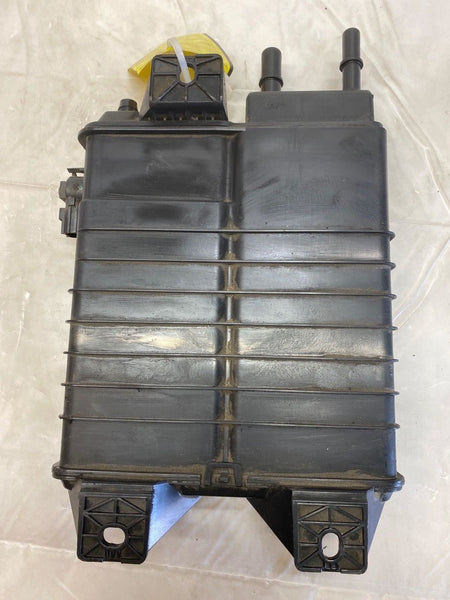 2008 - 2009 FORD FOCUS Sedan 2.0L Evaporator Vapor Canister (8S43-9E857-BF) A