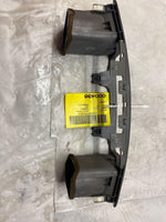2003 TOYOTA COROLLA Sedan Front Center Dash AC Air Conditioner Dual Heater Vents
