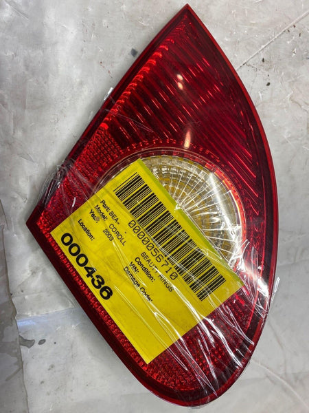 2003-2008 TOYOTA COROLLA Sedan Tail Light Assembly Decklid Mounted Left Side LH