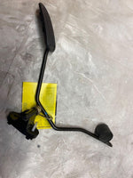 2003 TOYOTA COROLLA Sedan 1.8L A/T 4 Cylinder Automatic Trans. Brake Gas Pedal G