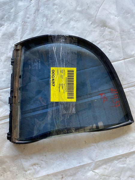 1998 - 2005 LEXUS GS300 Sedan Rear Vent Glass Window Right Passenger Side RH G