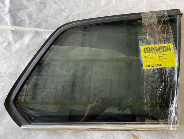 2015 - 2017 VW GOLF Sportswagen 2.0L Rear Passenger Quarter Glass Window Right M