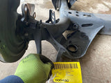 2015 - 2017 VW GOLF Sportswagen 2.0L Rear Suspension Loaded Bar Beam Knuckle Hub