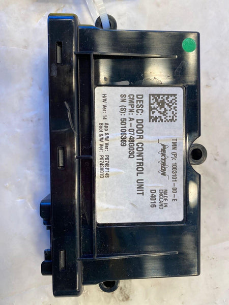 2016 TESLA S Hatchback Front Central Door Locking Module A0748G03Q Right Side RH