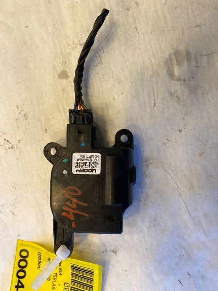 2016 TESLA S 2016 HVAC Heater Flap Blend Door Control Valve (PIN D332-AN6AA) G