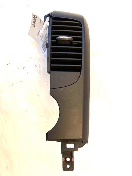 2008 KIA SEDONA Van Front Center AC Air Conditioner Heater Vent Right Side RH G