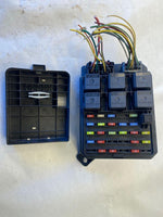 2002 FORD WINDSTAR LX Van 3.8L Cabin Relay Junction Fuse Box ID 1F2T-14A067-AC