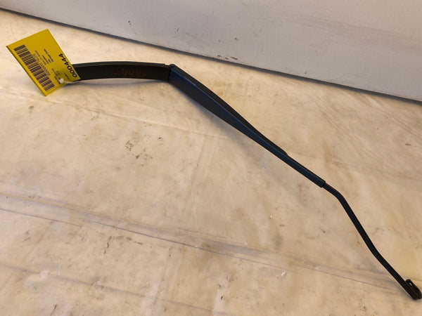 2013 - 2019 NISSAN SENTRA SV Front Windshield Wiper Arm Right Passenger Side RH