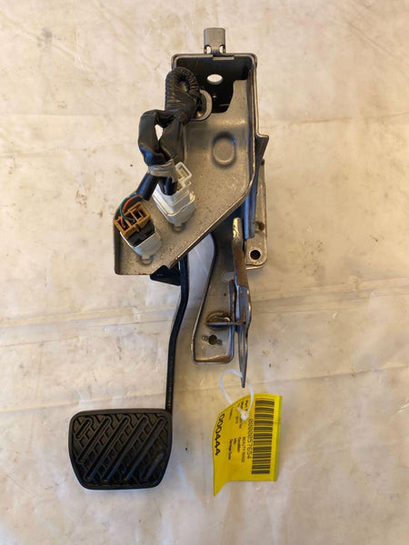 2015 NISSAN SENTRA SV Sedan 1.8L 4 Cylinder Automatic Transmission Brake Pedal G