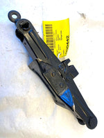 2013 MAZDA 3 I Sedan 2.0L Tire Emergency Kit Jack Assembly Lifting Tools Mazda3