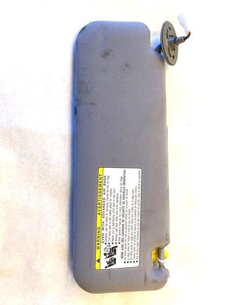 2006-2009 TOYOTA PRIUS Sun Visor with Mirror Illuminated Right Passenger Side RH
