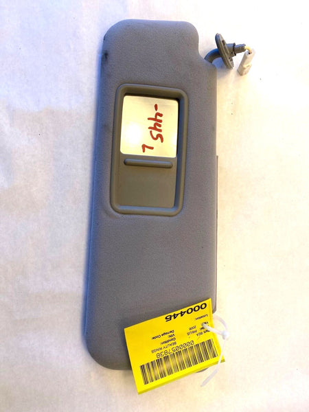 2006 - 2009 TOYOTA PRIUS Sun Visor with Mirror Illuminated Left Driver Side LH