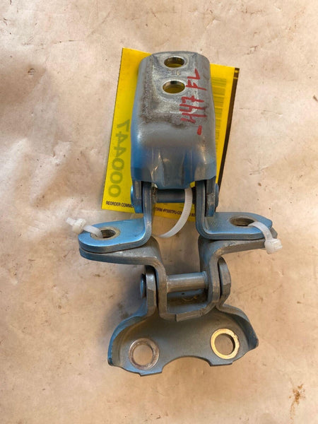 2015 TOYOTA PRIUS C Hatchback Front Door Hinge Upper & Lower Left Driver Side LH
