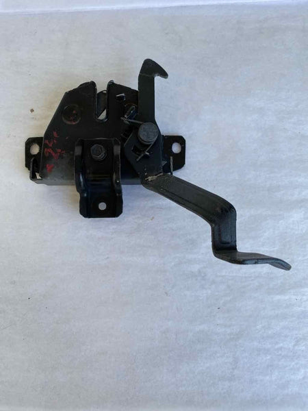 2002 - 2005 HYUNDAI SONATA Sedan Front Hood Panel Latch with Release Lever