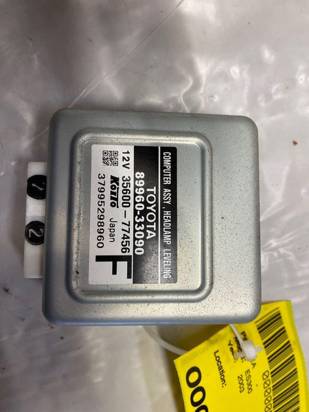 2002 - 2003 LEXUS Sedan Head Light Lamp Leveling Control Module PIN 89960-33090