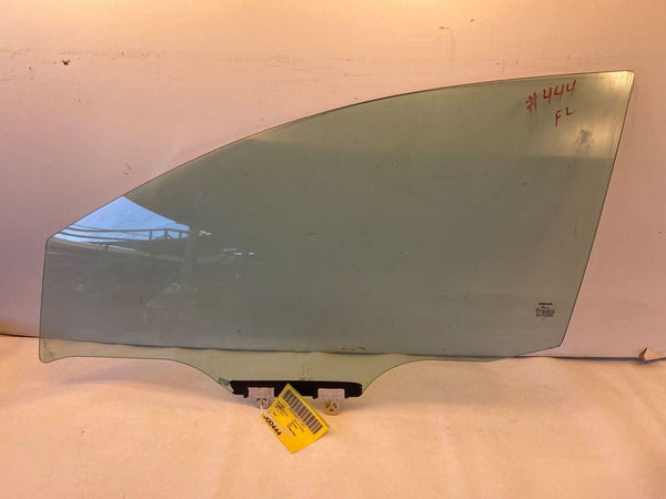 2013 - 2016 NISSAN SENTRA Sedan Front Door Glass Window Left Driver Side LH G