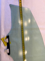 2013 - 2016 NISSAN SENTRA Sedan Front Door Glass Window Left Driver Side LH G