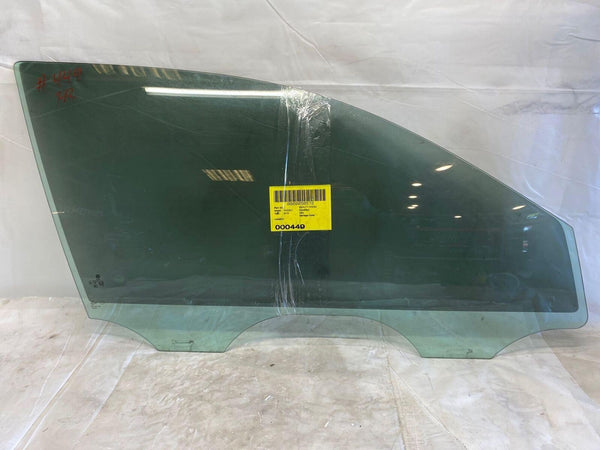 2012 - 2020 VOLKSWAGEN PASSAT Front Door Glass Window Right Passenger Side RH G
