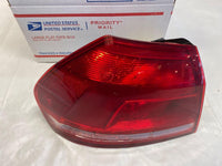 2006 VW PASSAT Rear Tail Light Lamp Assembly Quarter Panel Mounted Driver Side