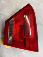 2006 VW PASSAT Sedan Rear Tail Light Lamp Assy. Lid Mounted Right Passenger Side