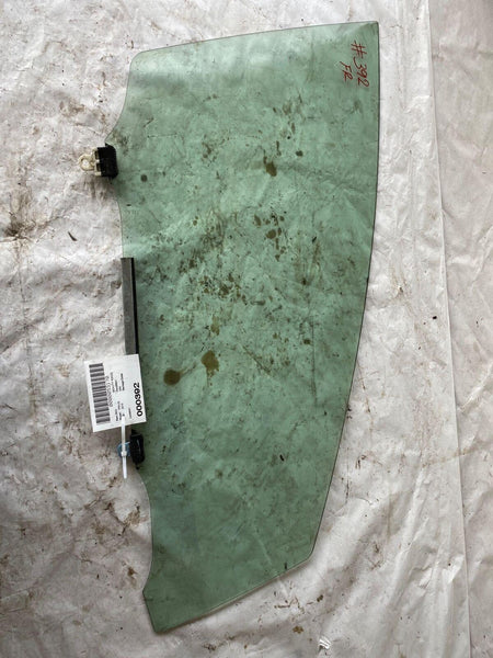 2010 - 2011 TOYOTA PRIUS Hatchback Front Door Glass Window Right Passenger Side