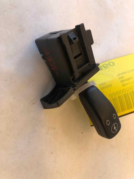 2005 BMW X5 3.0L Lever Steering Column Adjuster Wheel Adjustment Switch Control