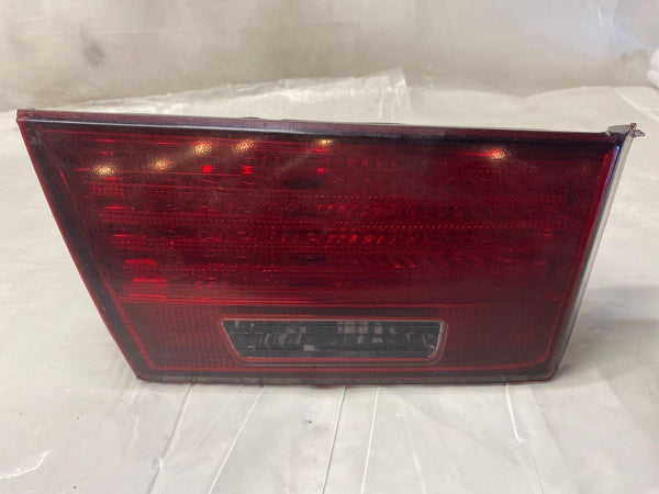 2009 - 2010 HYUNDAI SONATA SE Limited Tail Light Lamp Assy Lid Mounted Left Side